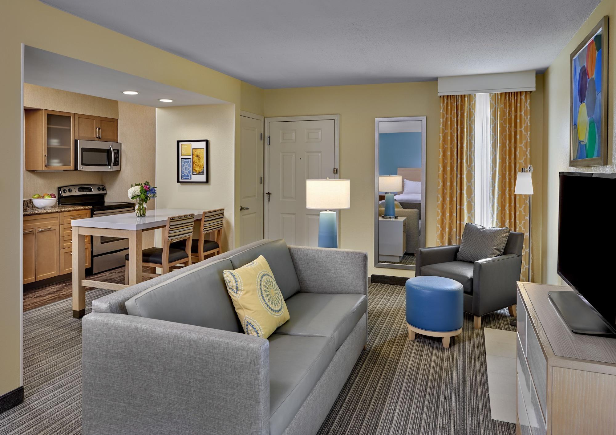 Hotel Sonesta Simply Cleveland Airport